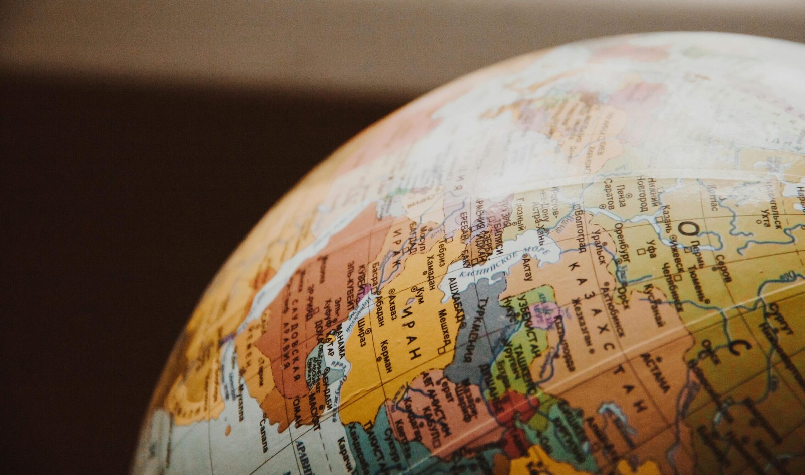 pexels-nastyasensei-66707-335393